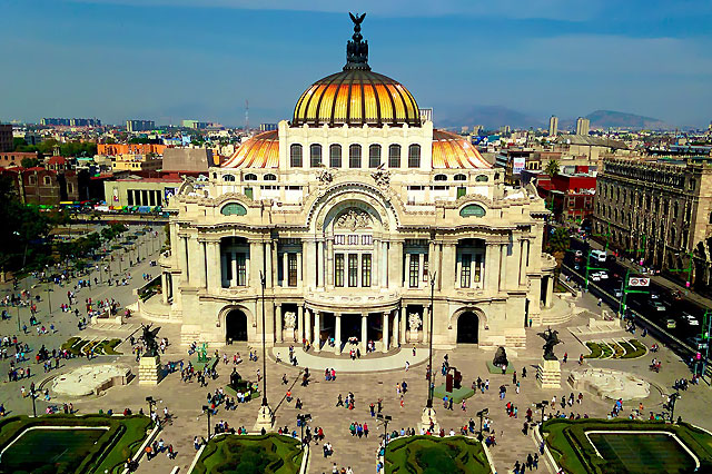 Mega pursuits in Mexico City