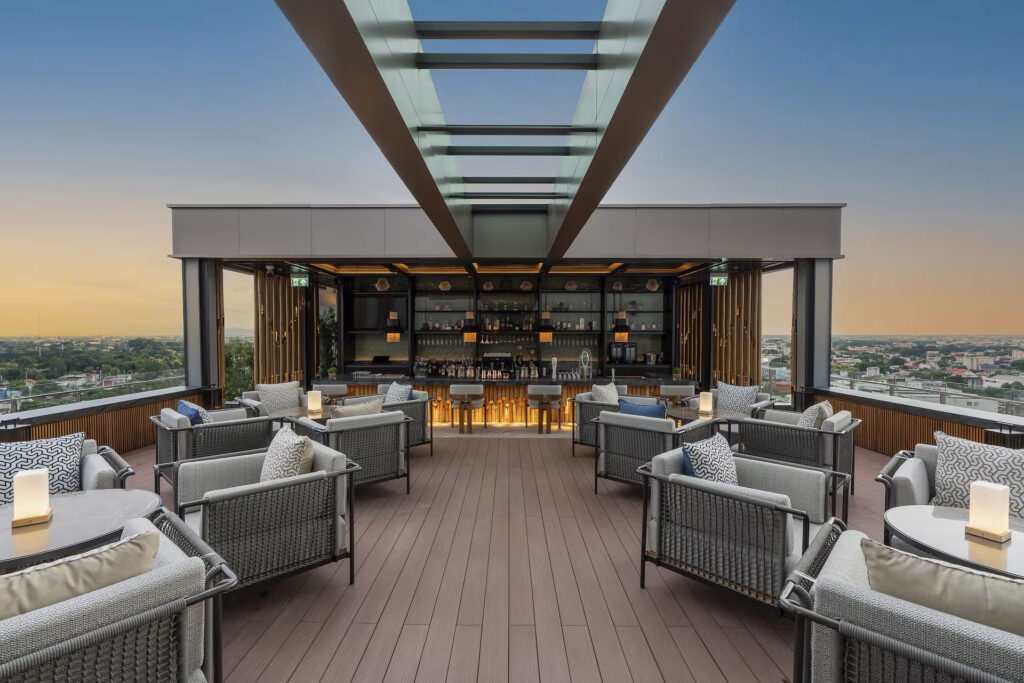 Mai The Sky Bar at Melia Chiang Mai