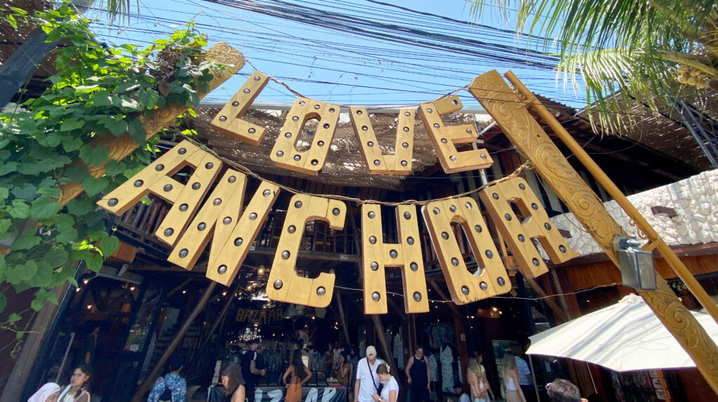 Love Anchor Mall in Canggu