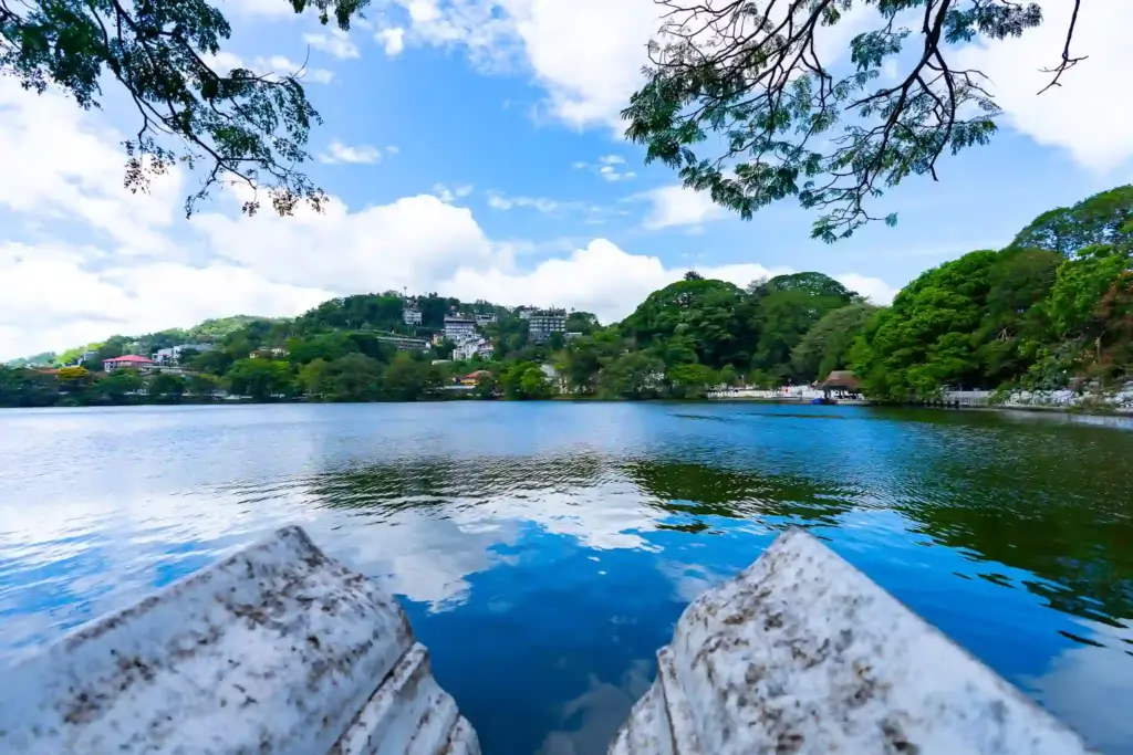 Kandy Lake. Photo: Harmeet Sehgal
