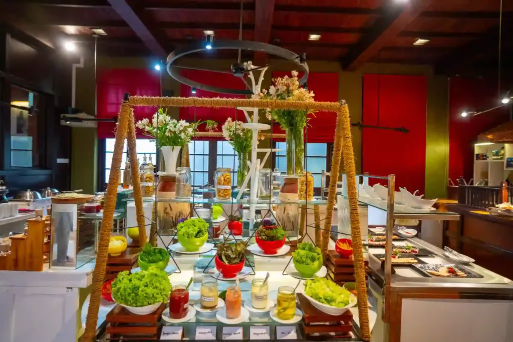 Breakfast at Grand Hotel St Andrews,  Nuwara Eliya, Sri Lanka. Photo: Harmeet Sehgal